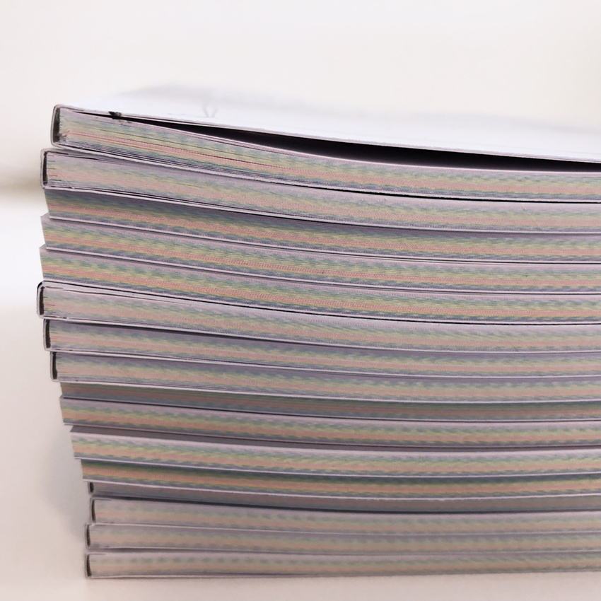 Limbunden bok med laminerat omslag – bild 4